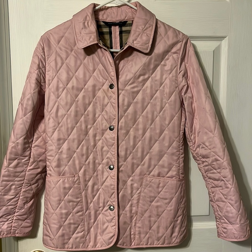 Burberry ladies pink lightweight quilted jacket- fits like. Size 4 approximately